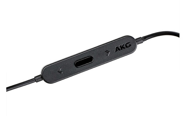 AKG-N20U-Auriculares internos