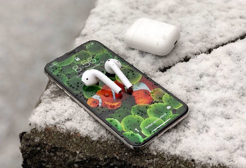 Apple-AirPods-review