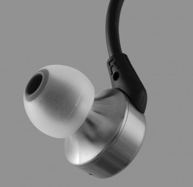 RHA-MA750-Auriculares con aislamiento de ruido en el oído