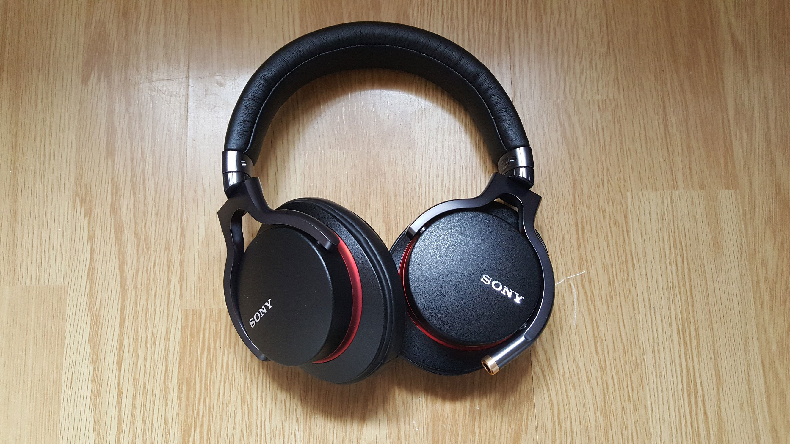 Sony-MDR-1A