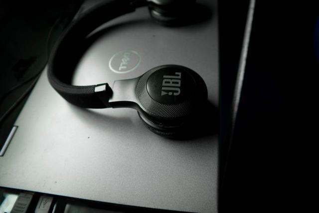 AKG K845BT AKG K845BT