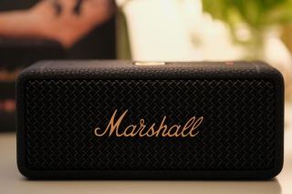 JBL Flip 5 : la cylindrique de référence