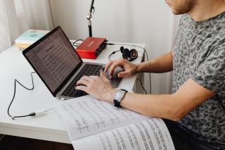 Sony MDR-XB950N1 : le grave extrême avec réduction de bruit