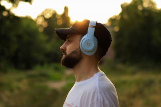 Sony MDR-ZX330BT : le sans-fil pliable de la série ZX